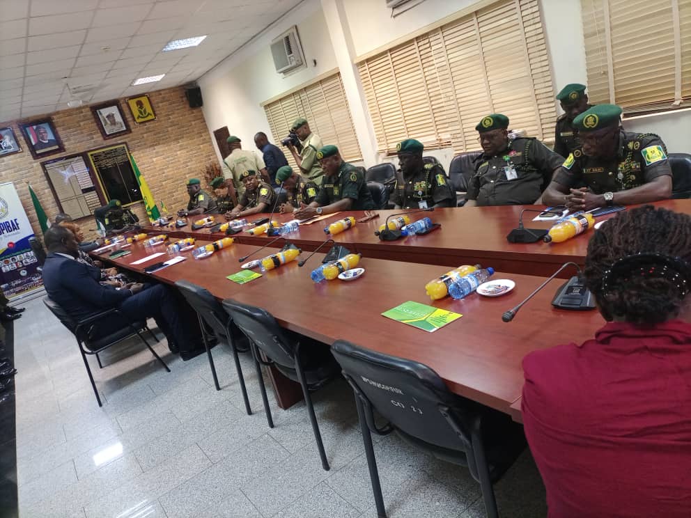 CorrectionsNg's tweet photo. Happening now!!!
Abdulsamad Rabiu African Initiative, a creation of the Bua Group of Companies, was at the Nigerian Correctional Service Headquarters in Abuja to present the sum of N500 million because of its aim to support social development. https://t.co/8ezXWsSkFs