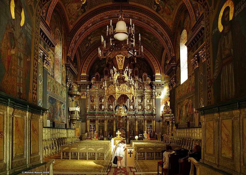 masumsuer's tweet photo. Moon Church (Biserica cu Luna) in city of Oradea in Romania, 2018 #romania #românia #church #chatedral #christians #architecture #architecturephotography #worship #prey #photo #photography #travel #historic #historicchurch #orthodox #orthodoxchristian #orthodoxchurch #moonchurch https://t.co/mWVLmsad20