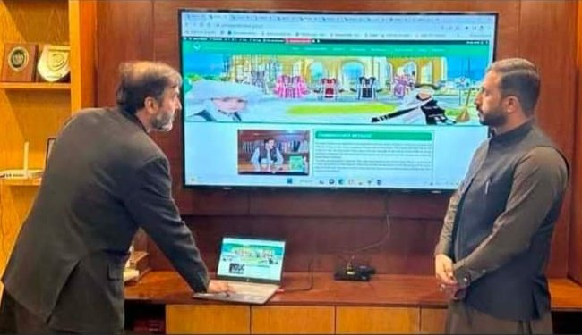 Bintebaloch2's tweet photo. تربت�� کمشنر مکران، ڈپٹی کمشنر کیچ کے ہمراہ مکران ڈویژن کی ویب سائٹ کا افتتاح کررہے ہیں۔
حکومت بلوچستان جدید ٹیکنالوجی کو استعمال کرتے ہوئے بلوچ عوام کو ریلیف پہنچانے کے لئے کوشاں ہے
@dpr_gob @CMOBalochistan https://t.co/jfQjs39Rjq