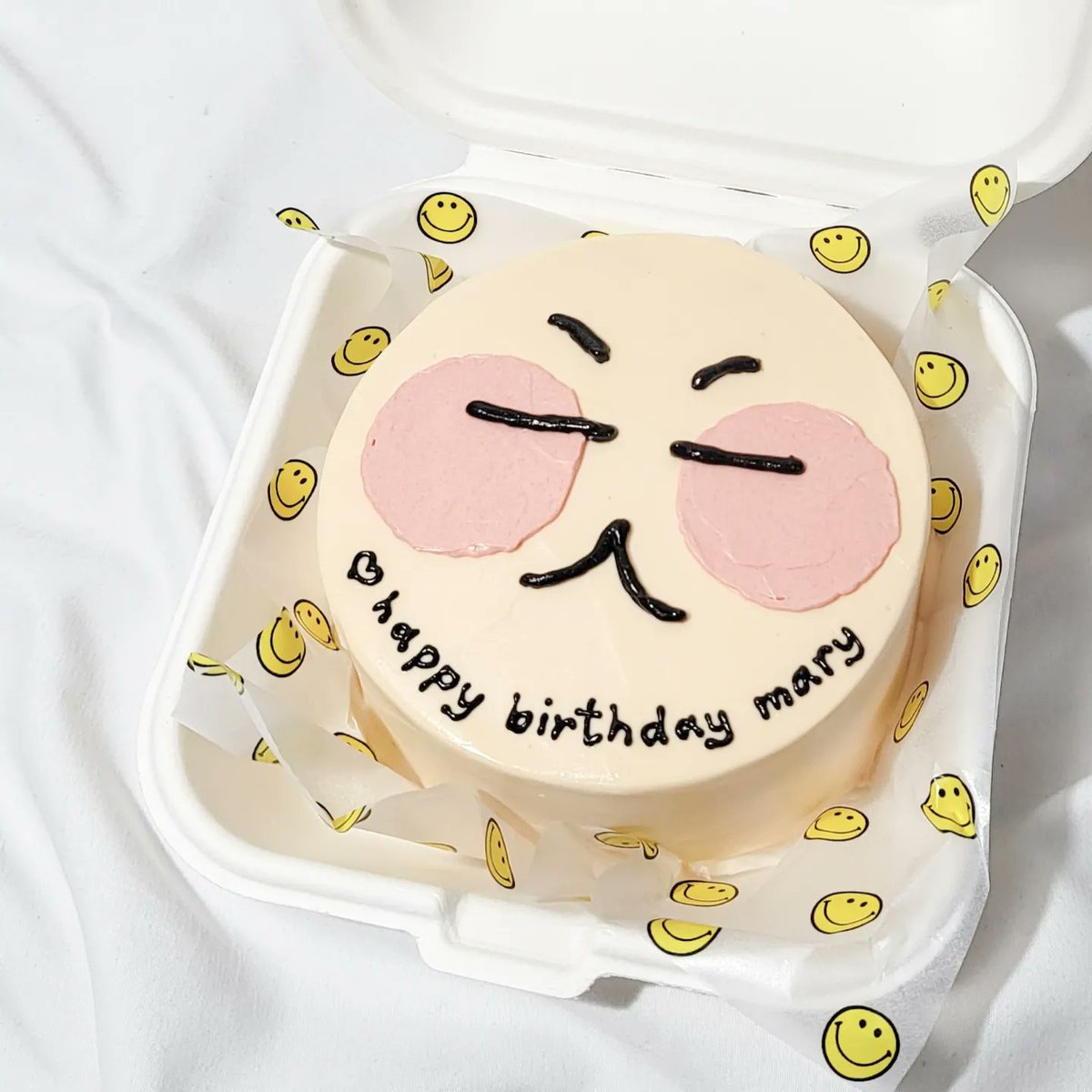 miyamiya_mnl's tweet photo. Customized Bento Cakes π
From minimalist designs, to character cakes and edible prints, we've got you covered!
We're now accepting reservations for the month of February. Slots are still open for this month! π
Send us a DM. Link in bio.
#MiyaMiya #AlwaysSweeterTogether https://t.co/5MsDqEGvcy