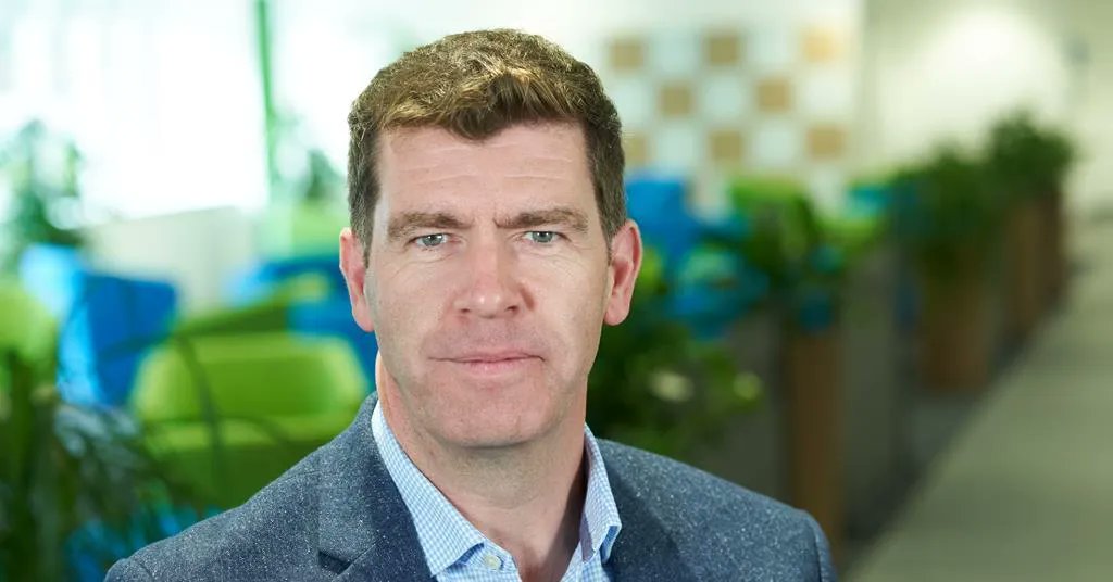 Sollers_'s tweet photo. There is a huge potential for brokers in #embeddedinsurance but they must ensure that customers are well informed about the cover, argue Peter Thompson, CEO of BGL Insurance and Peter Clarke, managing director of Insurercore in @InsuranceTimes_ 
https://t.co/mKBhYqaWSD https://t.co/xntYmQkdCn