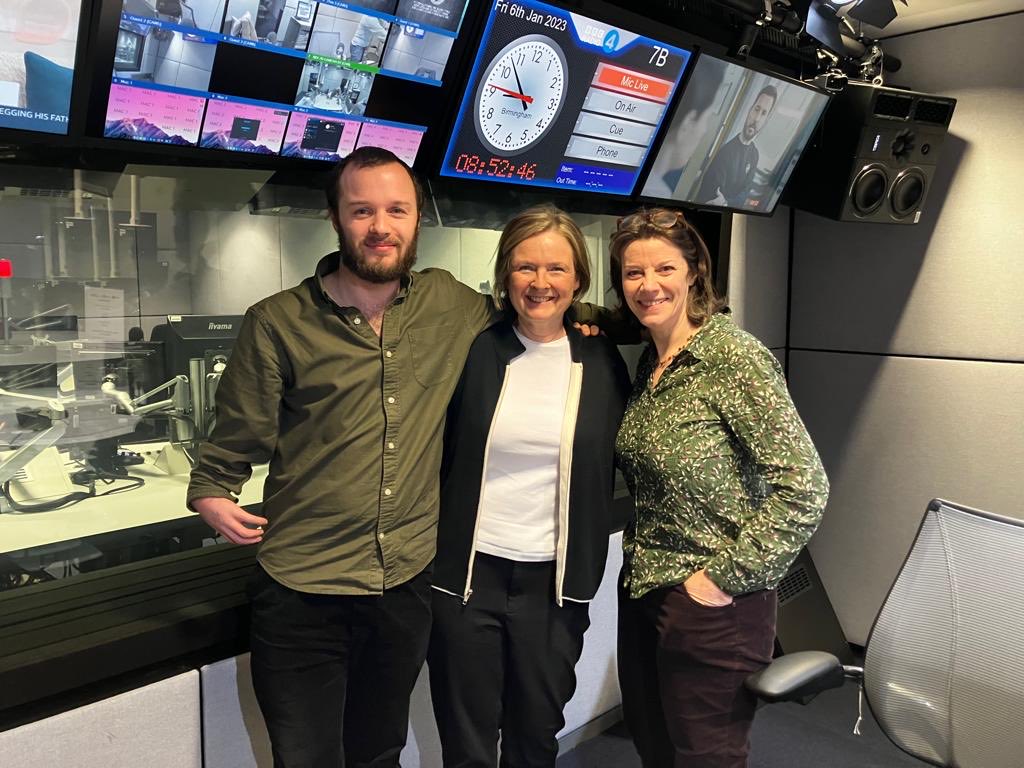 Marthakearney's tweet photo. Here with Ruairi and Julianne #TheArchers aka @arthur_hughes and ⁦@TheLisaBowerman⁩ talking about a storyline developed by ⁦@kirbyej⁩ ⁦@bbcwm⁩ https://t.co/OtsPMlf3bW