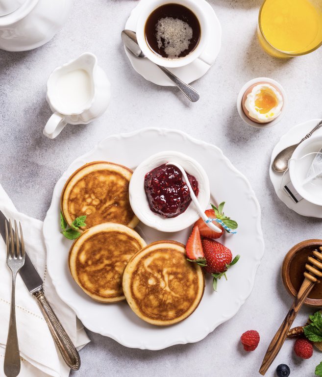 Bizce, hafta sonu kahvaltısının mutlulukla bir ilgisi var.

Happiness has definitely something to do with a good breakfast.

#renaissancebosphorus #kahvaltı #breakfast #delicious #discoverthisway