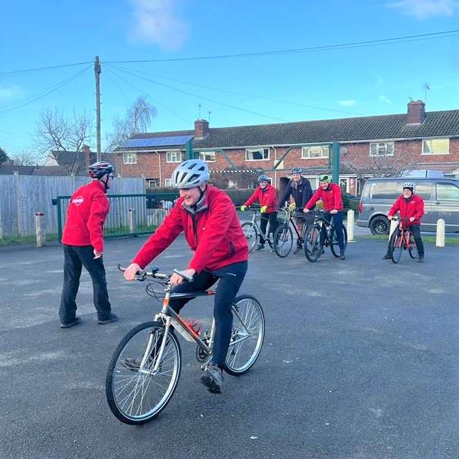 OutspokenTrain's tweet photo. Some of our Warwickshire instructors kicked off the new year with professional development! Our first CPD course of 2023 took place this week, with instructors learning how to deliver Balance training in schools.
#cycletraining #cycleinstructor #bikeability #cpd https://t.co/5XN5olWSq1