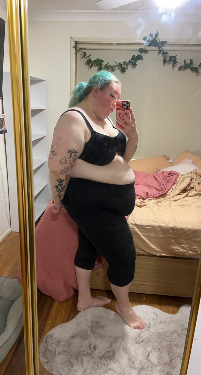 void_stark's tweet photo. So as of today it’s officially been 6 months since I’ve had the gastric sleeve done. I’ve lost 60kgs and I’ve honestly never been happier or more confident in my life. Forever happy I made this decision, and no matter the struggles I’ve gone through I wouldn’t ever go back. https://t.co/awfQ7oftfl