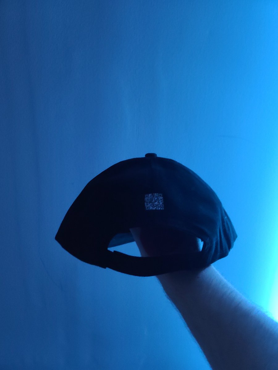 FIRST GIVEAWAY MERCH🎉

Casquette Swipe + 20e VALORANT POINTS
(Le QR code pour la PUB hehe)

Pour entrer
- Follow on: 
x.com/SwipeStyle
tiktok.com/@swipeval
twitch.tv/swipestyle
- RT et FAV
- Tag un ami

Bonne chance à tous !

T.A.S le 20/01/2023