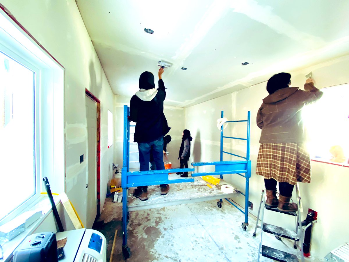 LisaMactbay's tweet image. Tiny home crew testing out more skills this week! The joy of figuring things out on your own can be a fantastic experience. @HammarskjoldP #unstructuredlearning #lifelessons @MatawaFNM @TheOFIFC #housing