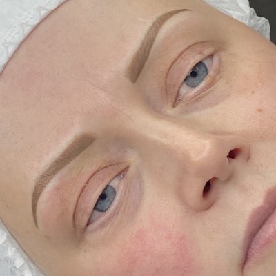 #NewProfilePic Bespoke Permanent Makeup & Medical Tattooing by Margo Robertson ❤️
#eyebrowtattoo #eyebrowtattoohamilton #harleystreettrained #eliteartistsince2005 #clinichamilton #beautynetwork #cliniclondon #harleystreet #❤️