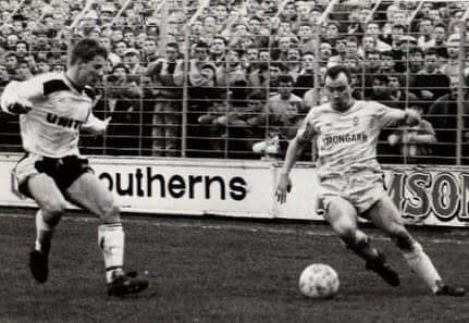 eaststandbaldie's tweet photo. #Darlington v #Hartlepool #ExQuaker and #Pools legend Brian Honour in front of the caged away fans at #Feethams .
@Official_Darlo @DarloFansRadio https://t.co/yjfwBk5WuI