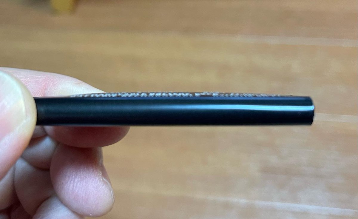 Chitoshi_M's tweet image. バッテリー内部のガスにより膨張。長いこと使っているからな。そろそろ交換ですね。
#3DSLL