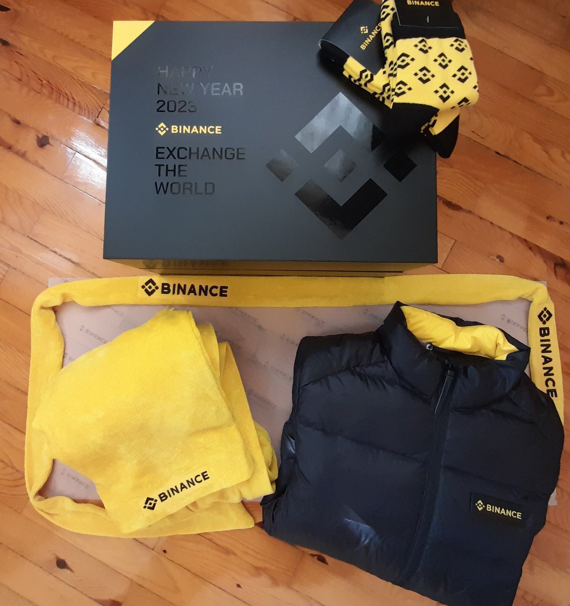 Teşekkürler @binance, @Binance_Turkish ❤️ Bu değerli hediyeleri hep saklayacağım ❤️