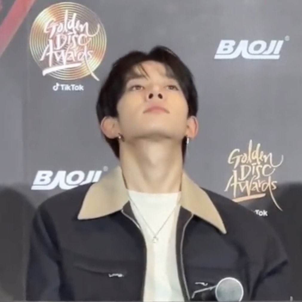 Koreaboo tweet media