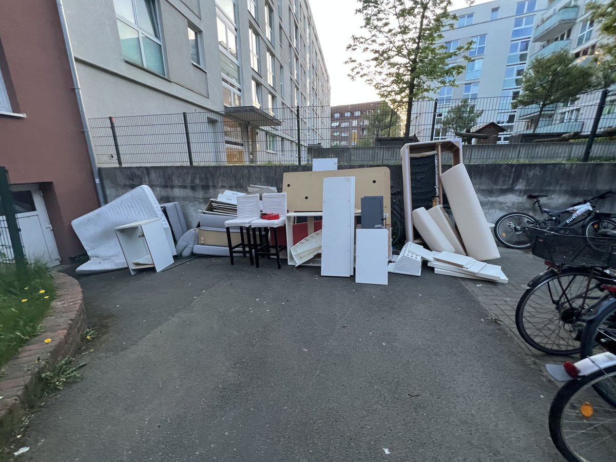 MarcelPetzold's tweet photo. @Heimstaden @kentpersson @SHeimstaden @dwenteignen @HeimstadenNL https://t.co/6oCMXXPwDg