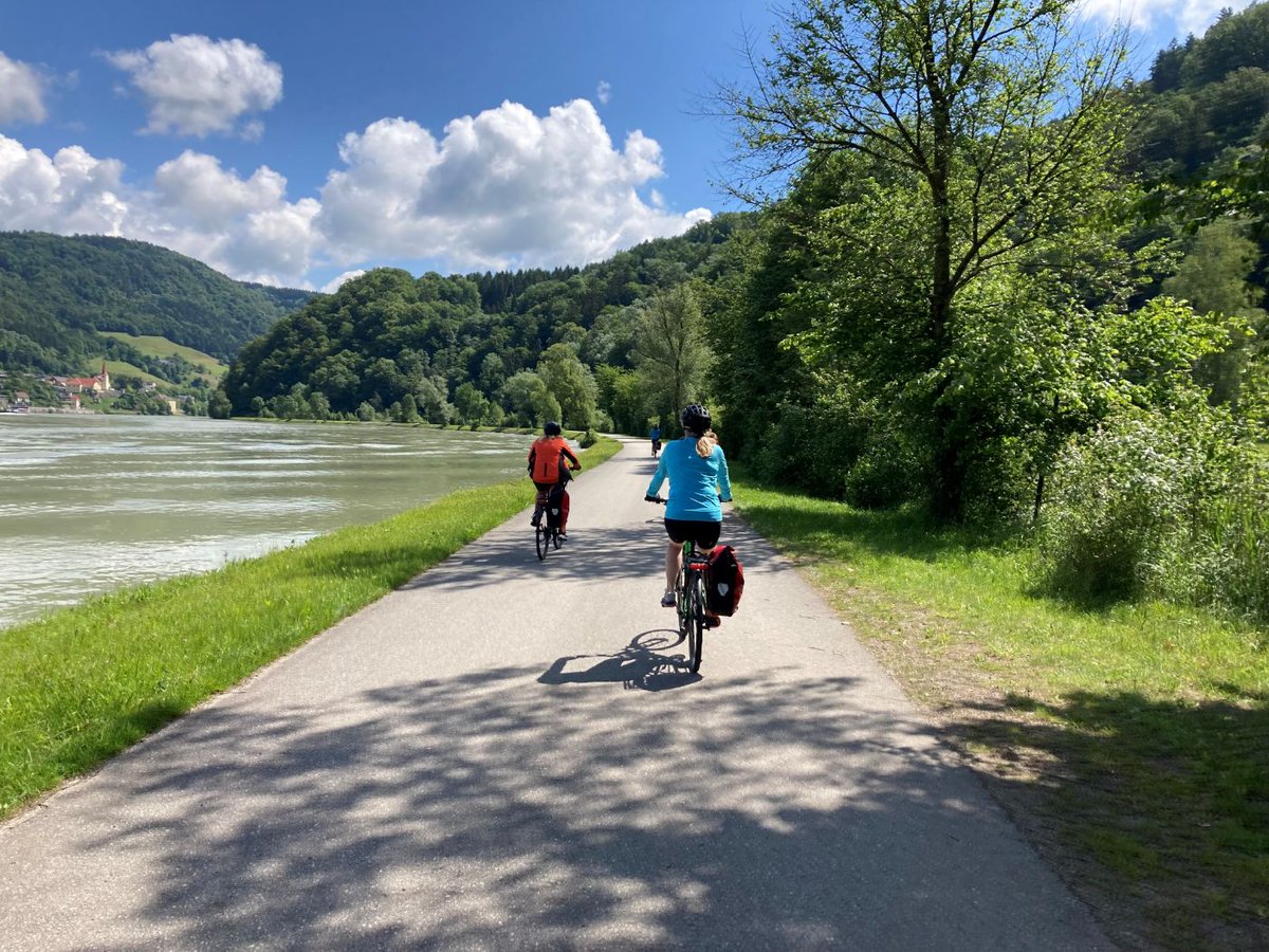 freedomtreks's tweet photo. "I experienced a Freedom Treks holiday for the first time back in May when myself and four friends did the Passau to Vienna bike tour - we had absolutely the best time! https://t.co/H0LDJUyPjf