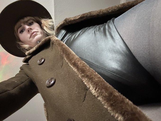 Watch Lianna Lawson's leaked NSFW photo on TwXstars