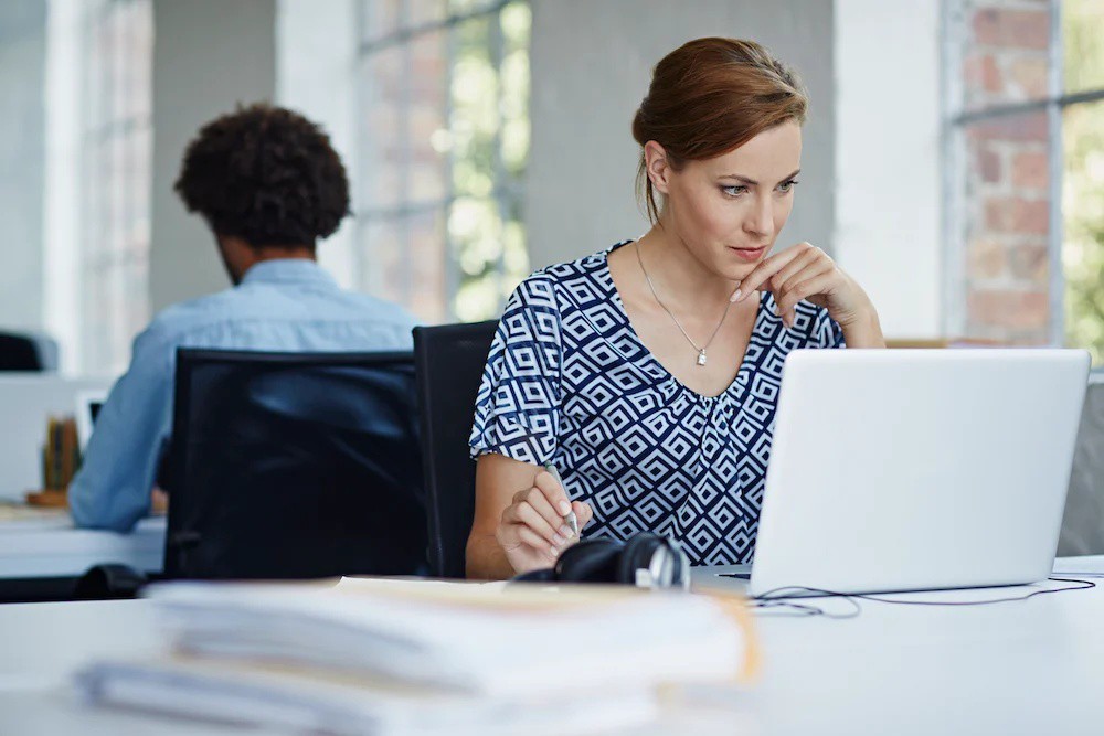 MarketerNews101's tweet photo. Reducing Busy Work: Tips &amp; Tools for Marketers [+New Data]
▸ https://t.co/96TlR5jwc4

#MarketersTypicallySpend #ReduceTime #BusyWork #RealPriorities #TargetSpecificUsers #CyclicalIssuesKeeping #ToDoListsActionable #DailyToDoLists #FinishingNotableWork https://t.co/INpo0SyT0s