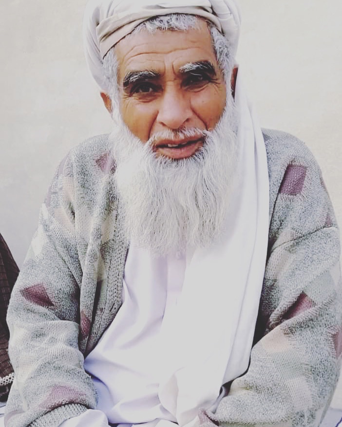 Qamarsialvi3's tweet photo. جن کے جانے سے جان جاتی تھی
ہم نے ان کو بھی جاتے دیکھا ہے! https://t.co/OufSeNxIqR
