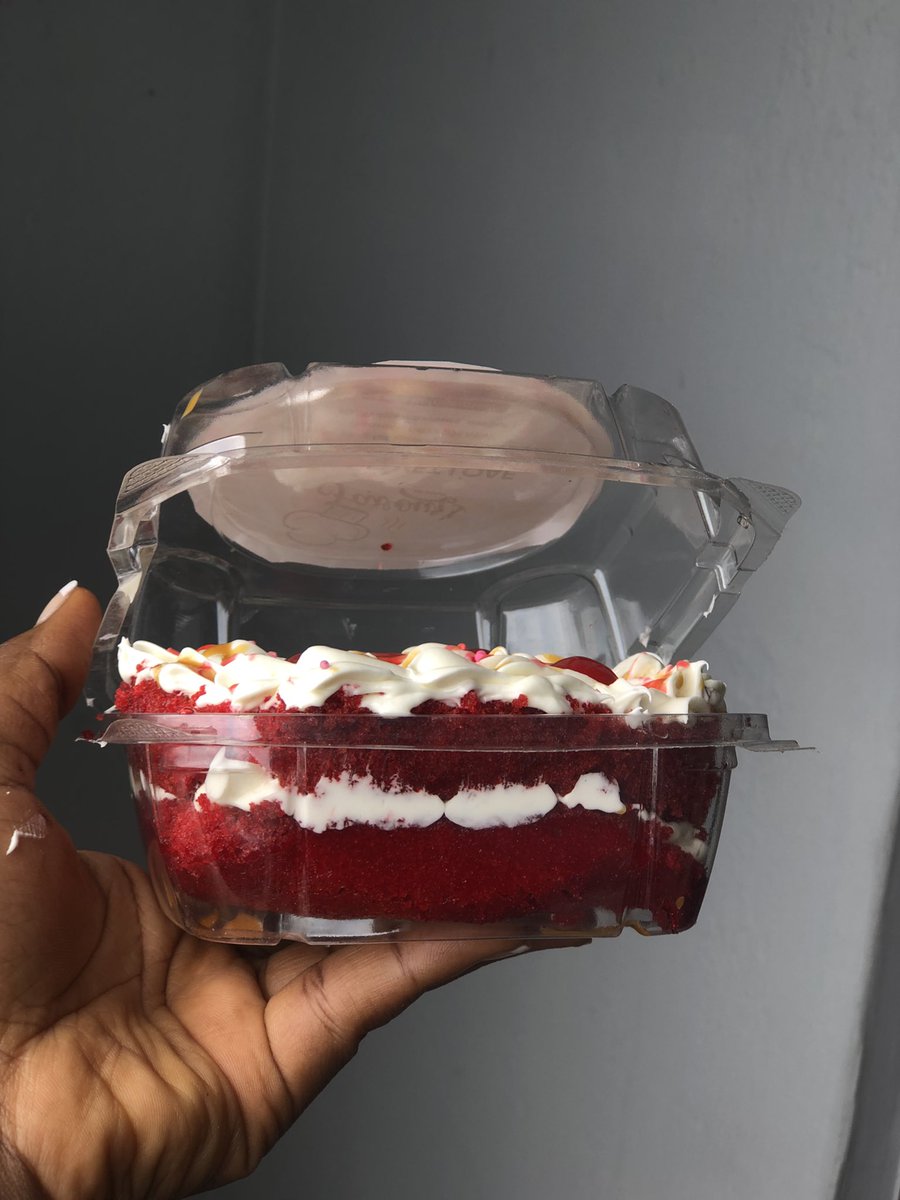 Favours_savour's tweet photo. See our Treat packs nauuuuu!!!♨️
It’s giving everything it should.
Indulging, seals tightly, handy and affordable too.
You should grab one in any flavor of choice😋
N1700 only https://t.co/8eosDfR3Hr
