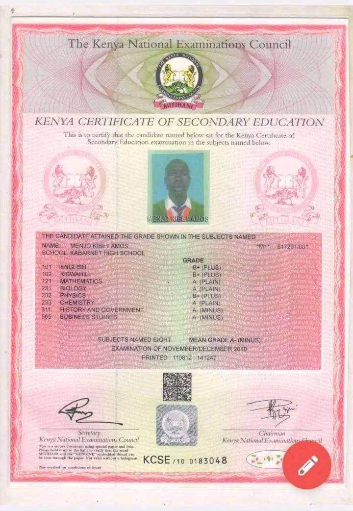 SeniorBarrack's tweet photo. Kenyans, kindly retweet this so that our friend Amos Kibet can get someone to connect him with a job. Retweet widely https://t.co/M1ffYq2dTO