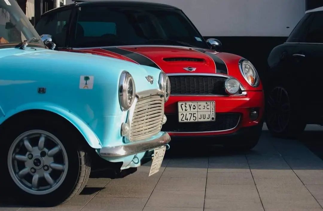 SaudiArabiaMINI's tweet photo. When eras collide. 🙌
حين تلتقي الكلاسيكية بالعصرية.🙌
📸:
@saudi_mini_stars
#MINIRepost #MINIKSA #MyNaghi https://t.co/L00jbOkwQU