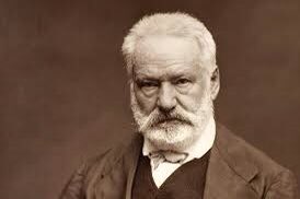 « Lire, c'est boire et manger. L'esprit qui ne lit pas maigrit comme le corps qui ne mange pas. »
￼Victor Hugo