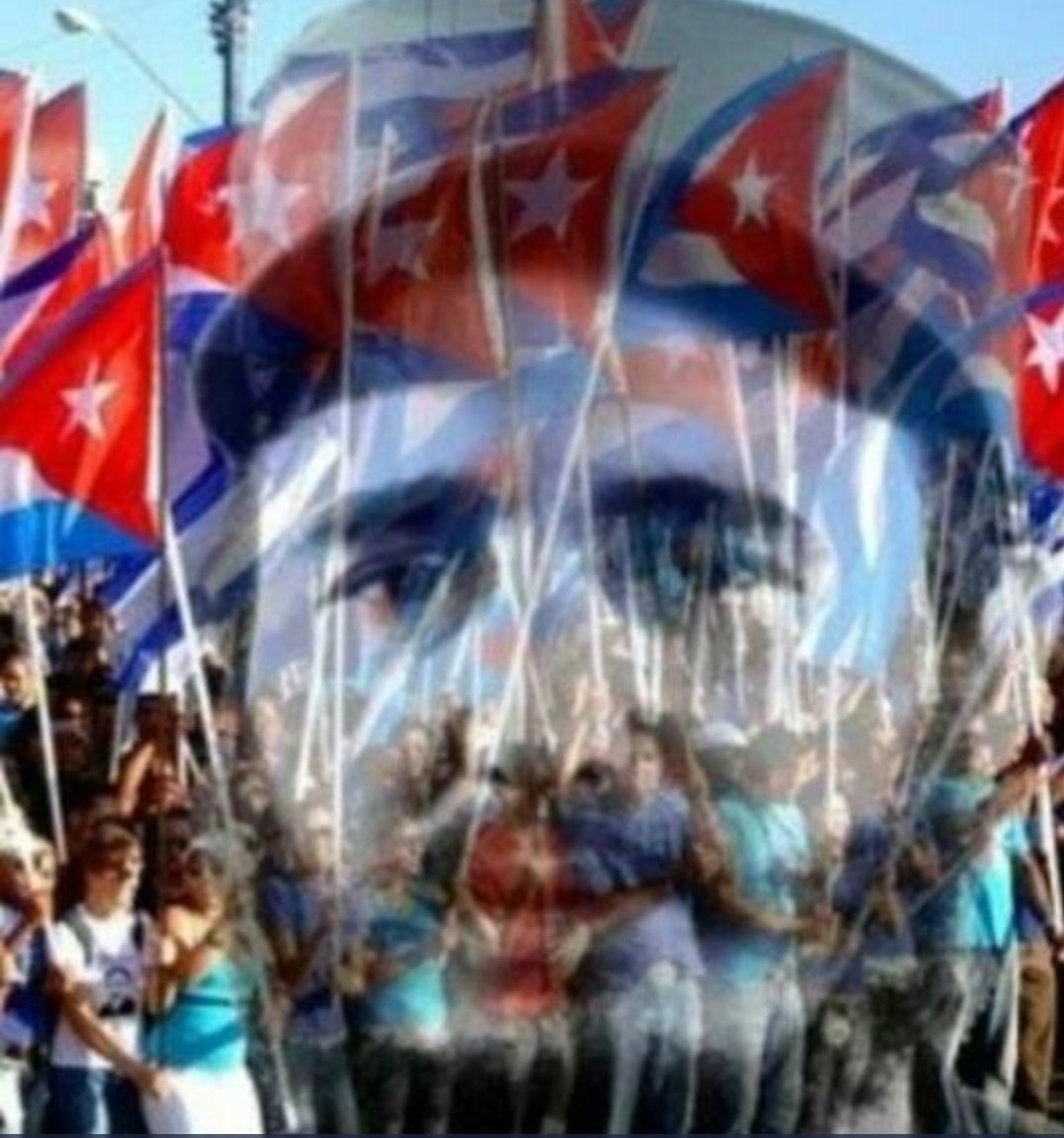 AdrianaRojasQba's tweet photo. @ICuba15 @DiazCanelB @agnes_becerra @LolaVid @CamilaGzlez34 @Giselle15080805 @YanetDCuba2020 @FrankCuba2022 @julioacosta1701 @rmandoVersos @yordanyhabana #CaféMartiano: Lo dijo nuestro presidente @DiazCanelB: Somos hijos de un pueblo vencedor de imposibles.
Nuestro deber es que la revolución siga avanzando.
#SomosContinuidad 
#JuntarYVencer #Cuba https://t.co/zf9AwJzCWh