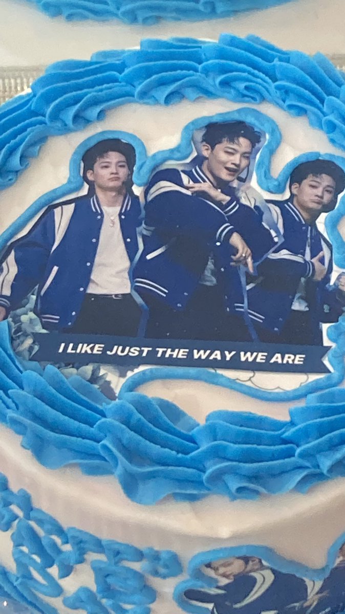 G7toka's tweet photo. 재범이 생카투어 끝!!! https://t.co/cEIxka4j3X