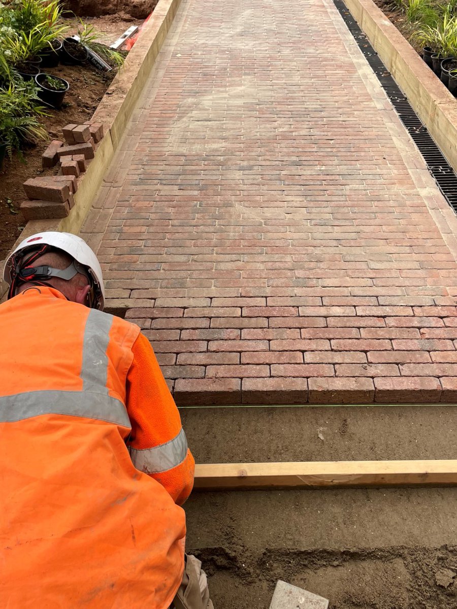SCLYork's tweet photo. Follow the red brick road!

You may have seen our Cosmos courtyard works on our Twitter before – but we also delivered a #HighwaysWorks package, including installing Perfecta paving, granite blocks and kerbing along four surrounding streets.

Read more: https://t.co/HGRQ9C7wef https://t.co/hD74Paw9rC