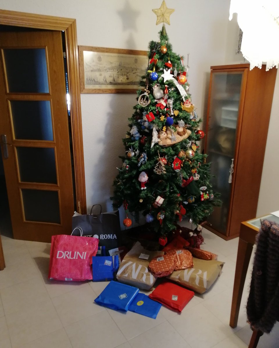 xevigg's tweet photo. Per sort un any més els Reis ens han visitat..., bona senyal 😜
#ReisMags #reismagsdorient #holareis #mataro #maresme https://t.co/ouJCPxvx4c