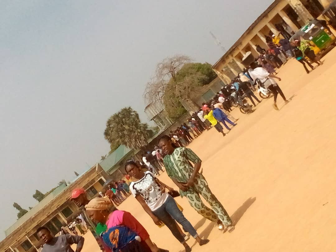 GovoteNg's tweet photo. Ongoing....Great turn up of citizens to collect their PVCs today at Sabon Tasha Ward Chikun Local Govt of Kaduna.
Go Champs ๐ช
#NigeriaDecides2023
#GetYouPVC
#MakeWeGoVote https://t.co/Q5khaHP8ZZ