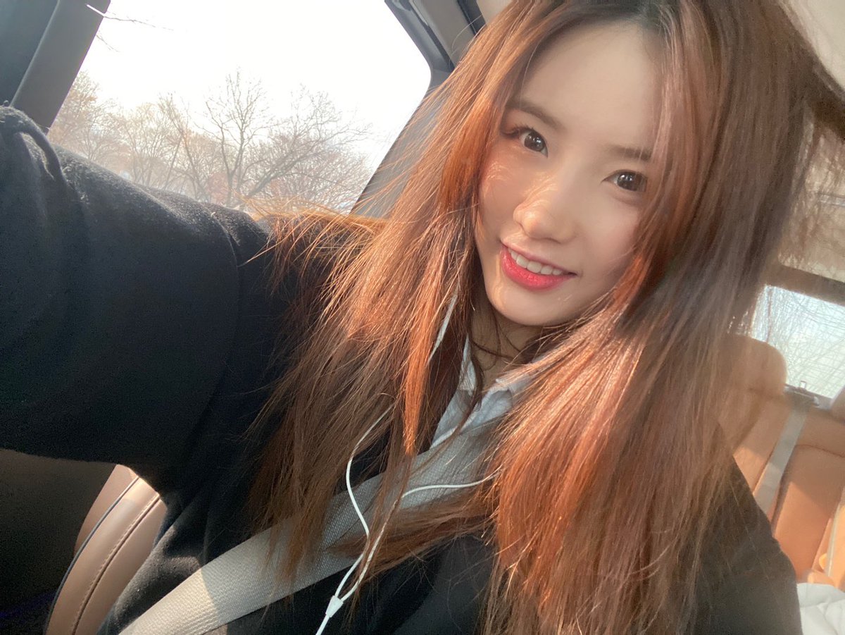 I_m_chillin's tweet photo. #사랑스럽지윤

윌링! 나 엠비티아이 바껴또! 
새로운 소식은 빠르게 공유해야지~~😍

#ICHILLIN #아이칠린 #JIYOON #지윤 https://t.co/YaHj0TBabb