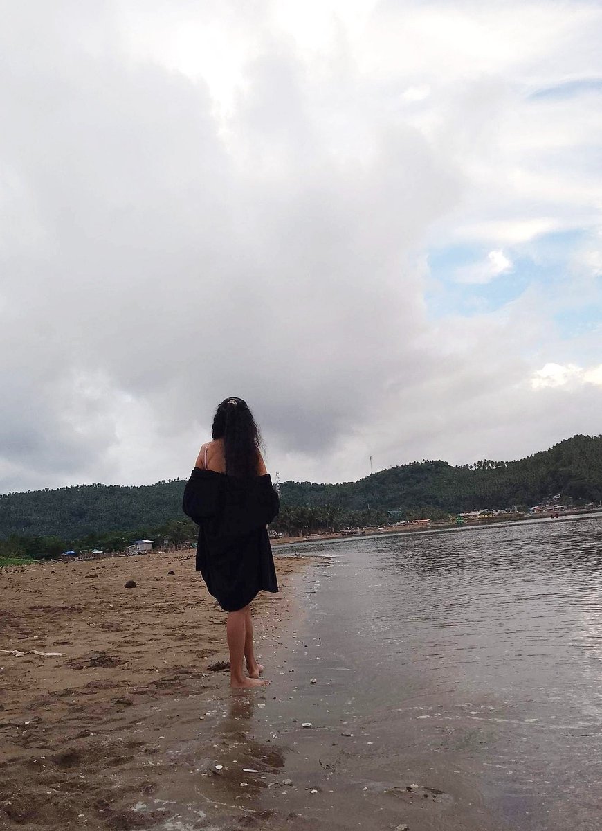 graciabells_'s tweet photo. SEA you on the next wave. 🐚🌊  #Vitaminsea #beachvibes #QuezonProvince #fiance

📍Mulanay, Quezon Province. https://t.co/r8y9kCfB0y