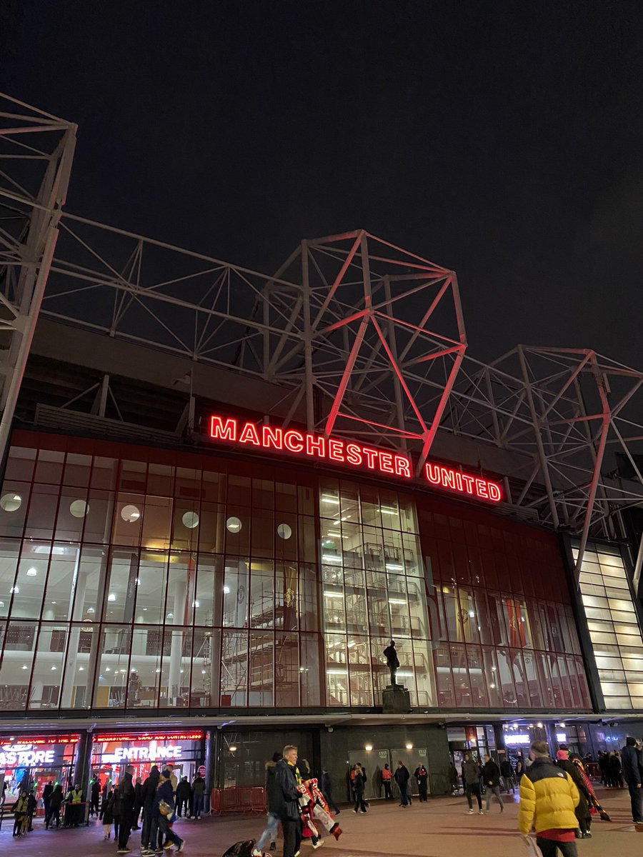 martialmanhunt's tweet photo. First time at Old Trafford, won’t be the last. Vibes were immaculate. Ten Hag got us cooking again 🔥 https://t.co/hMEZ6AHsYI