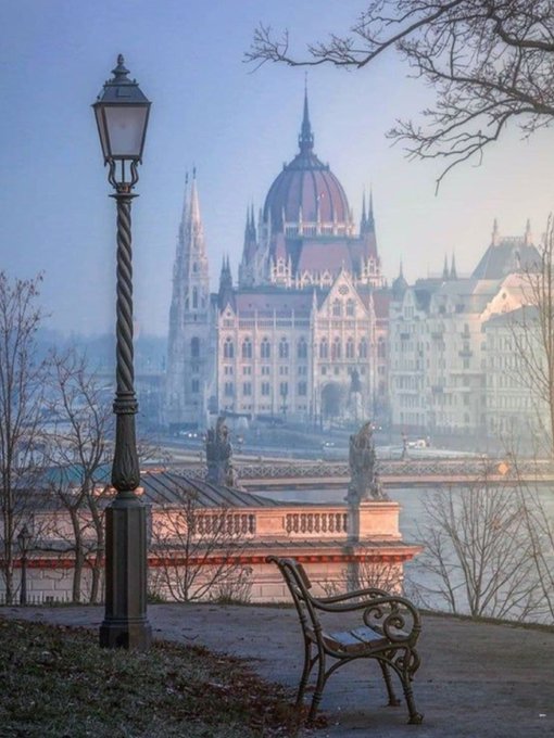 springb80245091's tweet photo. Budapest in the mist. 

Life is funny, I would have never even thought to want to visit Hungary as a young man, but now if I get to visit, I would never want to leave. https://t.co/kDkHqss1LF
