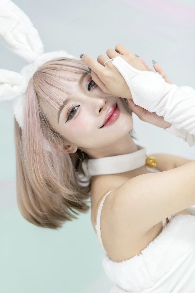 aya_cos_mo's tweet photo. あけましておめでとうございます🐰🎍
更に良い1年にしましょう💕 https://t.co/1tS5lyCPYQ