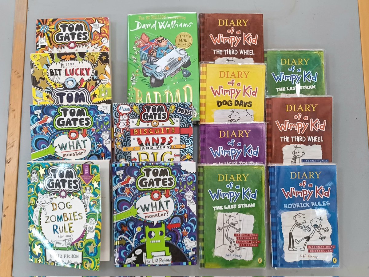 LibraryRc's tweet photo. When a Year 13 student donates a bunch of old books which you know won't stay in the library very long! Come and pick up a quick read for the weekend👍😀
#funny #community #books #kidsbooks @RiddlesdownC @CollegiateTrust https://t.co/Z7gXIKOIs1