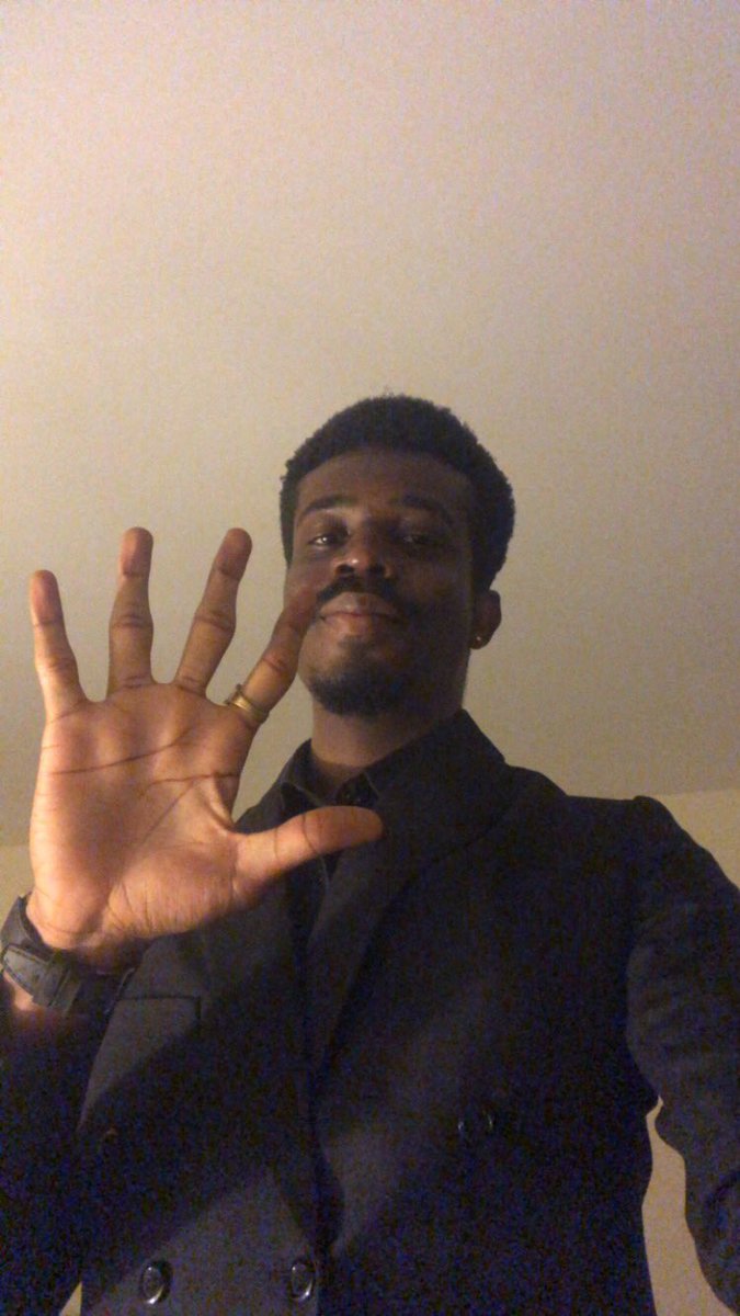 kaaeto8's tweet photo. 5 years of “God abeg” and “God punish this department”
Second Class Upper Honors ✨
4.1/5.0
B.Eng Computer Engineering 🦅🎓

Engr. KN8 has arrived 😮‍💨 
#17thsetCU https://t.co/9DVGpl1OXO