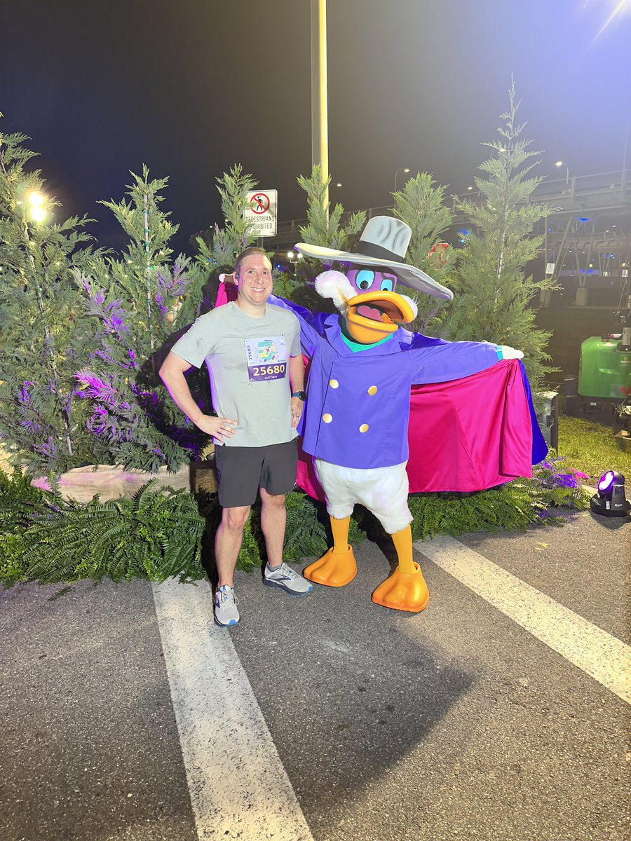 Race 2 is done!! What a fun race…now on to the 1/2 tomorrow!!  #runDisney #WDWMarathon #dopeychallenge #dopey2023 #running