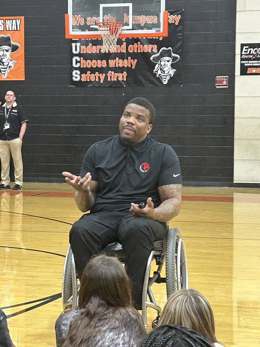 traci k ingleright tweet media