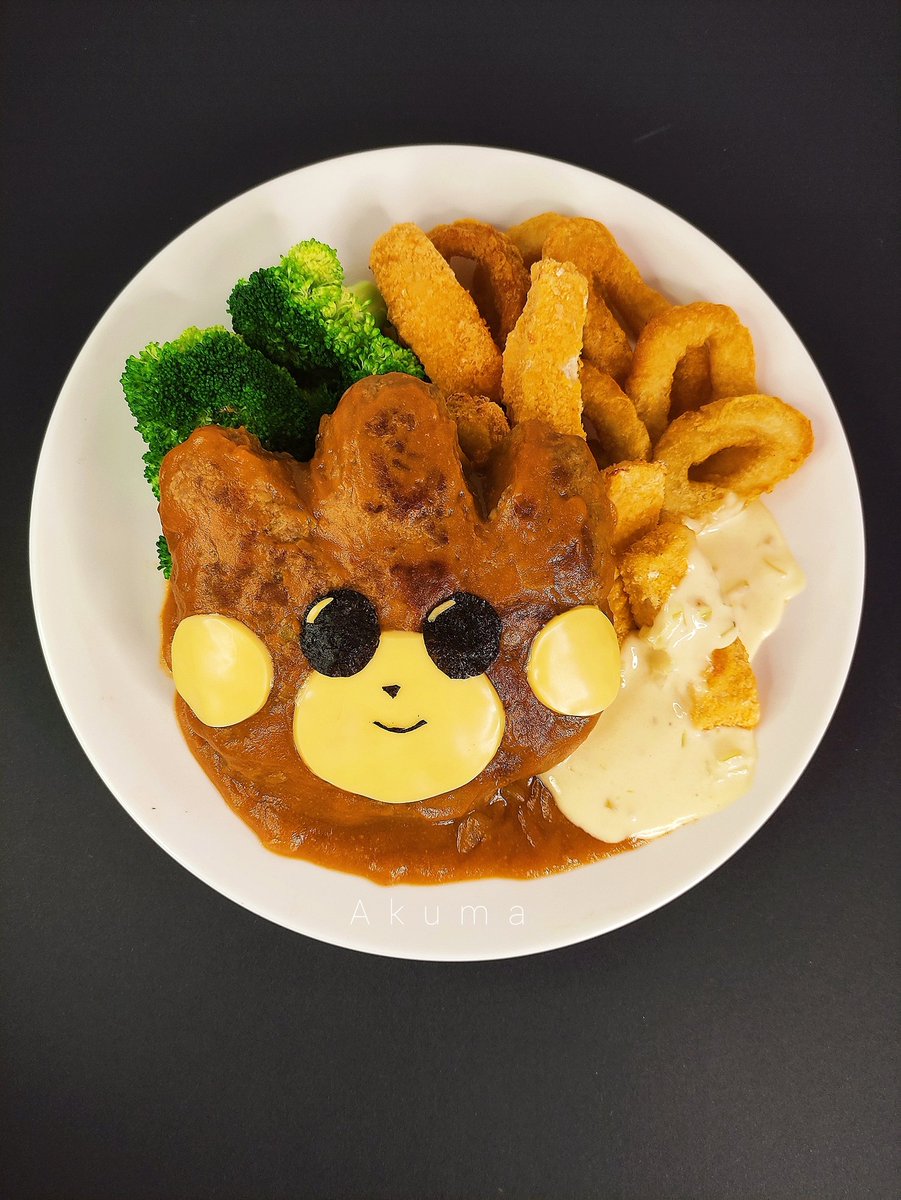 AkumaSama4's tweet photo. Trying out the Salisbury Steak from Pokémon Scarlet &amp; Violet

Hope you enjoy this video❤️

嘗試做了寶可夢朱&amp;紫裡的漢堡排

希望你們會喜歡這部影片❤️

#PokemonScarletViolet #pokemon #pawmi #pokemonscarletandviolet #寶可夢朱紫 #寶可夢朱紫 https://t.co/ARwoF1Hh3T