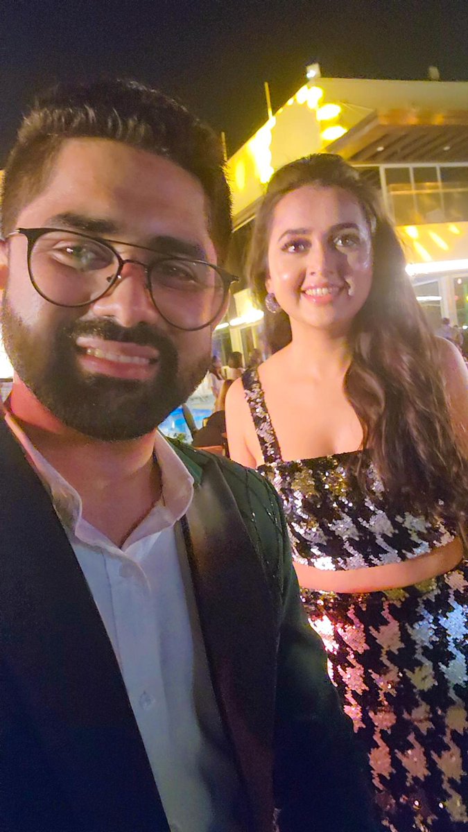 With the very beautiful @itsmetejasswi 😍😍😍 #fav #fav #fav

#TejRan #TejasswiPrakash #TejaTroops #TejashwiYadav #TejMun #KaranKundrra #karankundra #TejasswiPrakash𓃵 #Tejasswians