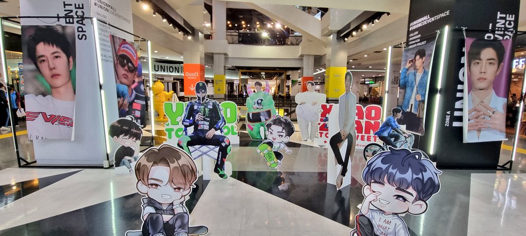 2Cool2Sweet's tweet photo. เพราะคิดถึงจึงแวะมาหา 😆
Photo Display โซนนี้จะมีถึงแค่วันที่ 15 มกราคมนี้เท่านั้นนะคะ 💚❤️
📍Union Mall ชั้น G
#BrightZtimeofyear
#หวังอี้ป๋อ #WangYibo #王一博
#XiaoZhan #เซียวจ้าน #肖战
#UnionCountingStars https://t.co/T1t8cyJ1Y8