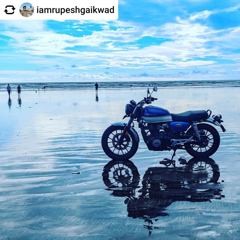 bigwingdelhi's tweet image. A moment with my blue #HnessCB350 under the soothing blue sky is all I need to dull the Monday blues.​​​

For more information call us at +91-9311123940 or 9311123941 or visit our showroom
Big Wing Delhi East
B-24, Kanti Nagar Main Road
Near East Azad Nagar Metro station