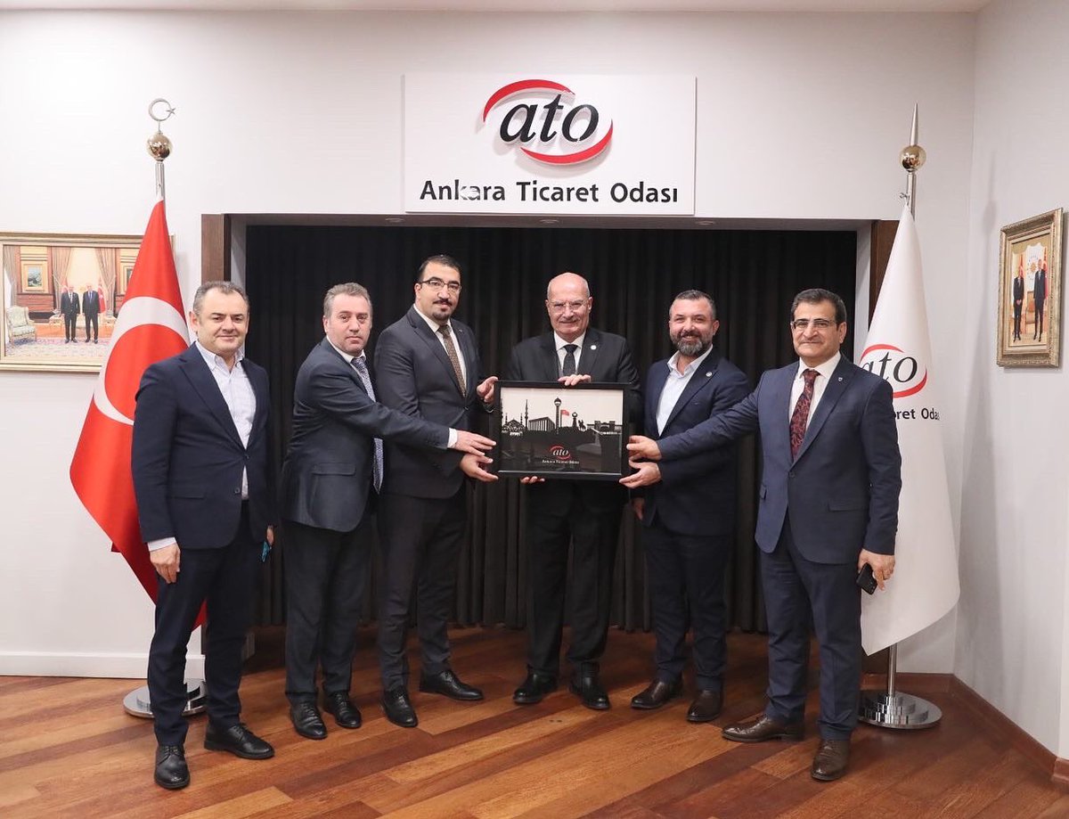 AnadoluGuc's tweet photo. @ATOkurumsal Yönetim Kurulu Başkanı Sn. @GurselBaran , Başkan Yardımcısı Sn. @halilibrahimy_ ve Yönetim Kurulu Üyesi Sn. @naki_demir1 ’e @AnadoluGuc Başkanlar Kurulu olarak hayırlı olsun ziyaretinde bulunarak,
#AnadoluGüçBirliğiKonfederasyonu #AnkaraTicaretOdası https://t.co/rhCozO99s4