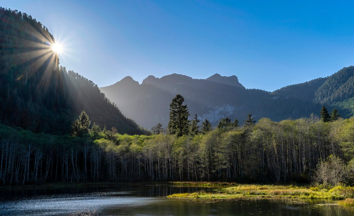 'Malaspina Lake' one of my favorite images taken in 2022 #vancouverisland #tahsis #goldriver #nootkasound #westcoast #beautifulbritishcolumbia #beautyofbc #landscapephotography