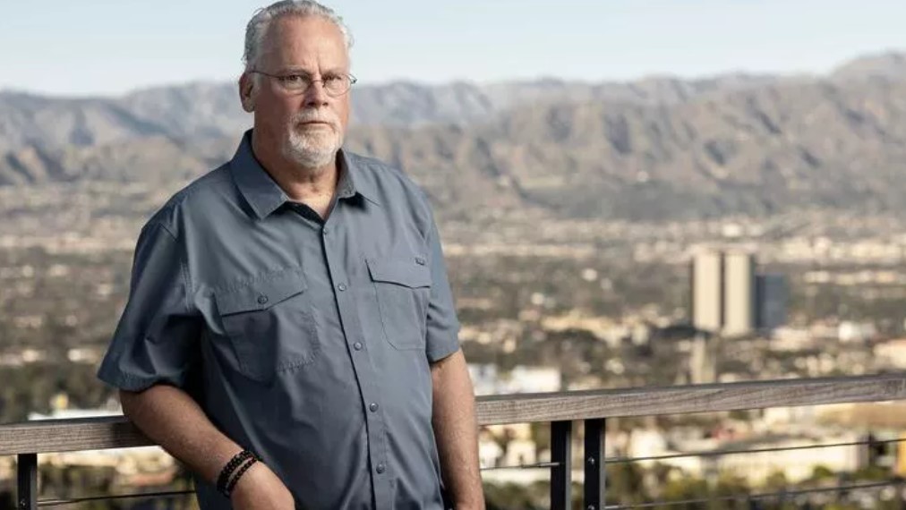 Hürriyet Kitap Sanat (@hkitapsanat) on Twitter photo Adalet oyunu
Harry Bosch karakterinin yaratıcısı ve çağdaş Amerikan polisiye edebiyatının kültleşmiş ismi Michael Connelly'nin ‘Son Hüküm’ü üzerine A.Ömer Türkeş yazdı.
<a href="/ayriksikitap/">ayriksikitap</a>
bit.ly/3CraJMQ Adalet oyunu
Harry Bosch karakterinin yaratıcısı ve çağdaş Amerikan polisiye edebiyatının kültleşmiş ismi Michael Connelly'nin ‘Son Hüküm’ü üzerine A.Ömer Türkeş yazdı.
<a href="/ayriksikitap/">ayriksikitap</a>
bit.ly/3CraJMQ