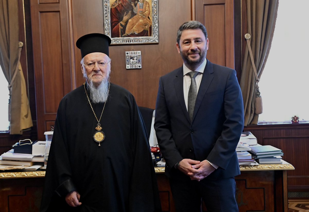 androulakisnick's tweet photo. Ευχαριστώ θερμά τον Οικουμενικό Πατριάρχη κ.κ. Βαρθολομαίο για την εγκάρδια και γόνιμη συζήτηση. https://t.co/IUZ24MIPUW
