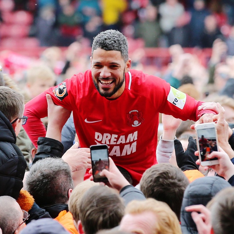 leytonorientfc's tweet photo. 👑 What a man!

@JobiMcAnuff7 will be back in E10 tomorrow, as the @itvfootball EFL Highlights show is hosted at Brisbane Road.

Make sure to stay in your seat at half-time, as we give Jobi a warm welcome home! 👏

#LOFC #OneOrient