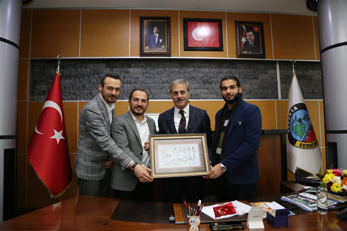 sbYusufAlemdar's tweet photo. Necip Fazıl Kısakürek Erkek Öğrenci Yurdu Müdürü Muhammed Fatih Terzi, Müdür Yardımcısı Mustafa Tuncalı ve öğrenci temsilcileri ile Sakarya Üniversitesi Akademik Gençlik Öğrenci Topluluğu yönetim kurulunu misafir ettik. 
Ziyaretleri için gençlerimize teşekkür ediyorum. https://t.co/KICWvmuejS