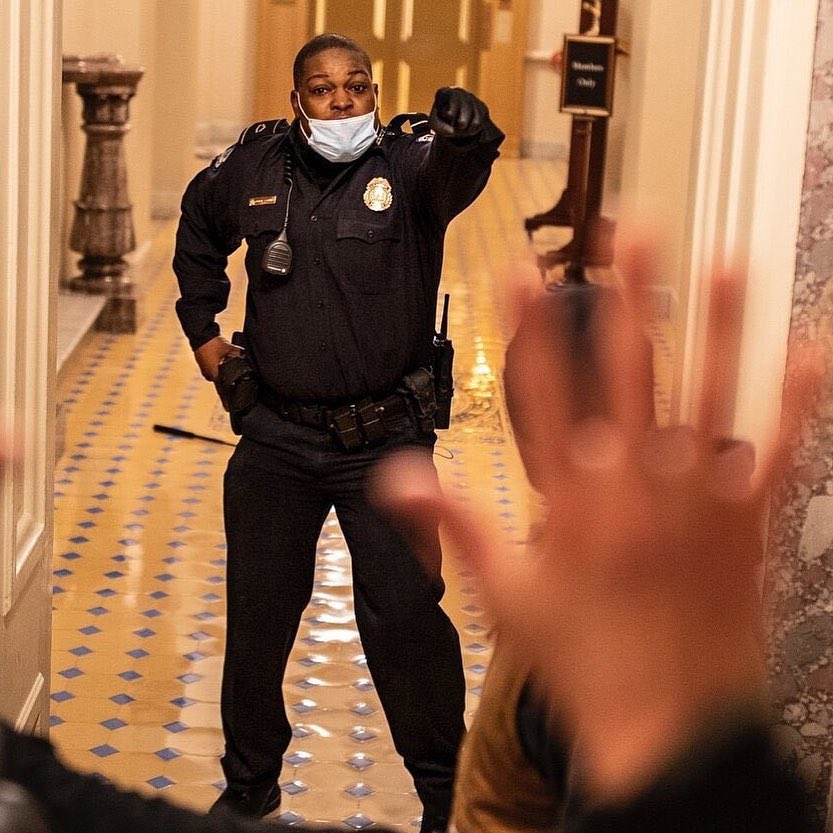 LincolnWatchman's tweet photo. U.S. Capitol Officer Eugene Goodman very well may have saved lives on January 6, 2021 as he led Trump’s angry mob away from Congressional members. His quick thinking and bravery must never be forgotten.

Officer Goodman was the very definition of a hero on this day 2 years ago. https://t.co/hueXlRV9yu